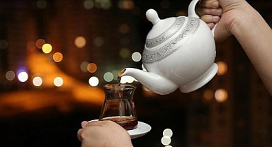 Çay tiryakilerine üzücü haber! Bir zam daha geldi