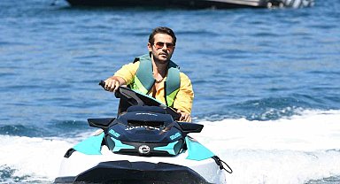 Cem Belevi'den jet-ski şov