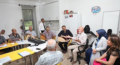 Çolakbayrakdar çifti Uluçınarlarla buluştu