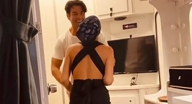 Demet Özdemir ve Şükrü Özyıldız karavanda dans etti