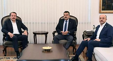 Eğitim çalışanları sorunlarını Bakan Tekin'e iletti