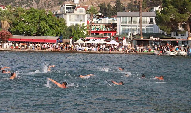Fethiye'de Denizcilik ve Kabotaj Bayramı yarışmalarla kutlandı