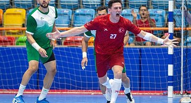 Hentbolda başarılı oyun kurucu Sakarya'da