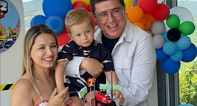 İbrahim Büyükak oğlunun doğum gününü Bursa'da kutladı