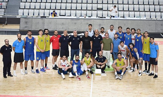 İran Milli Basketbol Takımı Manisa'da