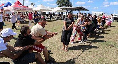 İZMEK'li öğreticiler Sarısu'da doyasıya eğlendi