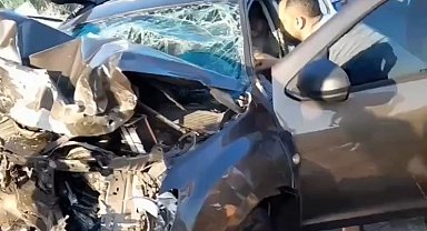 İzmir'de bayram dönüşünde feci kaza: 4 ölü, 21 yaralı