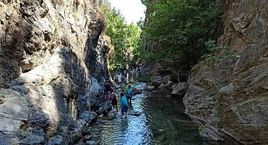 Kanyonda korkunç kaza