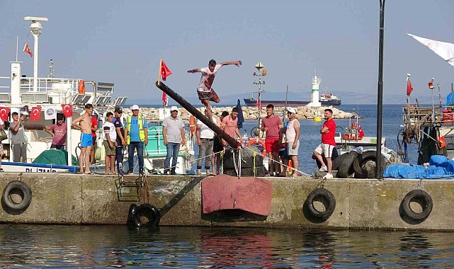 Karabiga'da 39'uncu Priapos Deniz Festivali coşkusu