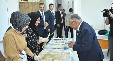 KAYMEK kursiyeri kadınlar Memduh Büyükkılıç'la buluştu