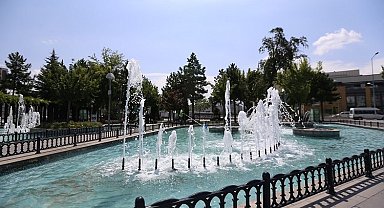 Kayseri Büyükşehir'den sıcağa karşı yeşil doku önlemi