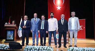 Kayseri protokolü 15 Temmuz konferansına katıldı