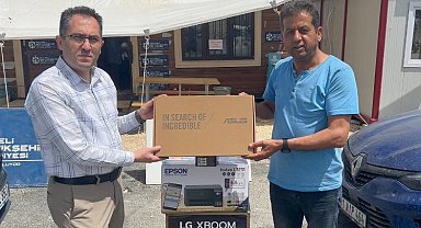 Kocaelili öğrencilerin ödülleri Hatay'daki kardeşlerine ulaştı