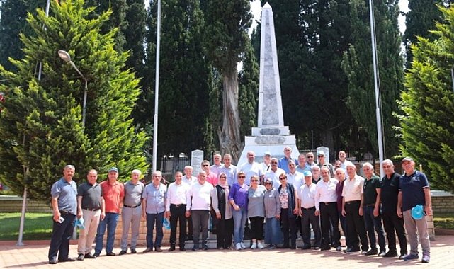 Kocaeli'nde muhtarlardan kentin kültürel yerlerine ziyaret