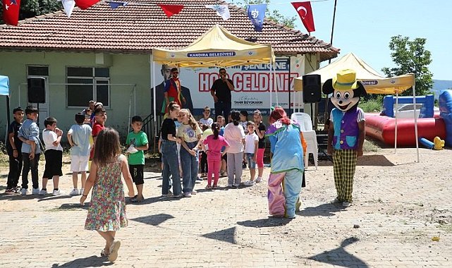 Kocaeli'nin bayram şenlikleri çocukları sevindirdi