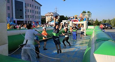 Kocaeli'nin sokaklarında şenlik var