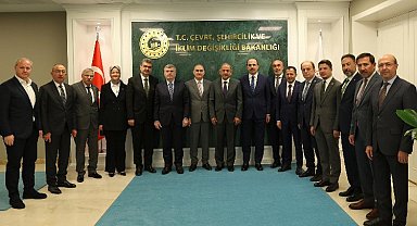 Konya'dan Bakan Özhaseki'ye nezaket