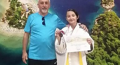 Kütahya Belediyespor başarıya doymuyor