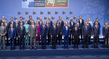 Liderler zirvede 'aile fotoğrafı' verdi