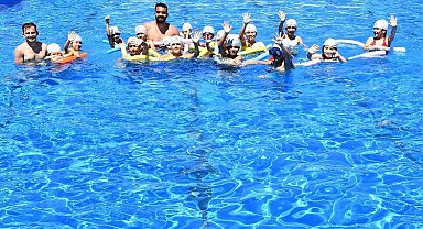 Mahalle havuzları serinletiyor