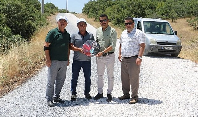 Manisa Büyükşehir Kırkağaç'ta yol konforunu arttırdı