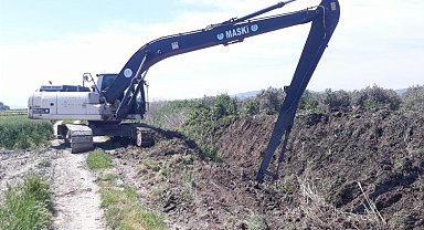 Manisa Mecidiye'de dere yatakları temizlendi