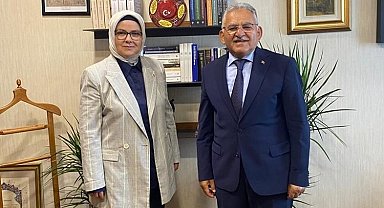 Memduh Büyükkılıç'tan Kayseri milletvekilleri'ne çıkarma