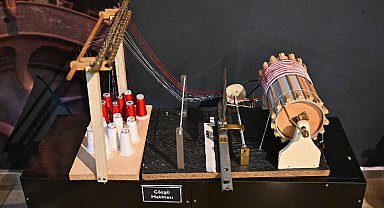 Minyatür dokuma tezgahları Bursa'da