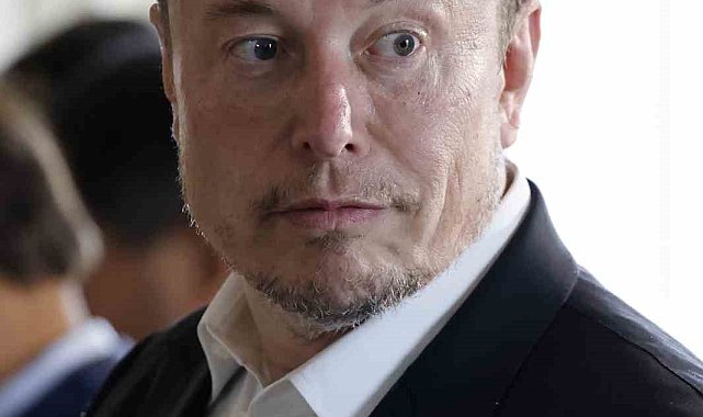 Musk'tan Twitter'a geçici sınırlama