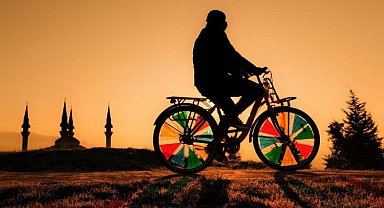 Sakarya'da turuncu bisikletlerde kiralama dönemi