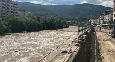 Sel mağduru işverenlere prim erteleme kararı