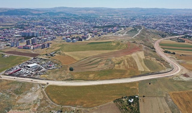 Sivas'ta Çayboyu bağlantı yolu sona yaklaşıyor