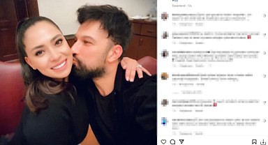 Tarkan, eşini öptüğü fotoğrafı paylaşarak Dünya Öpücük Günü'nü kutladı