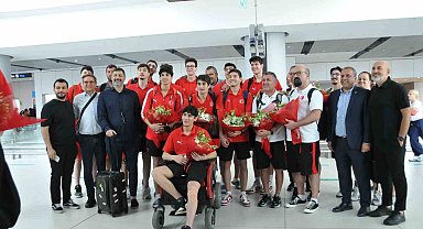 U19 Erkek Basketbol Milli Takımı, yurda döndü