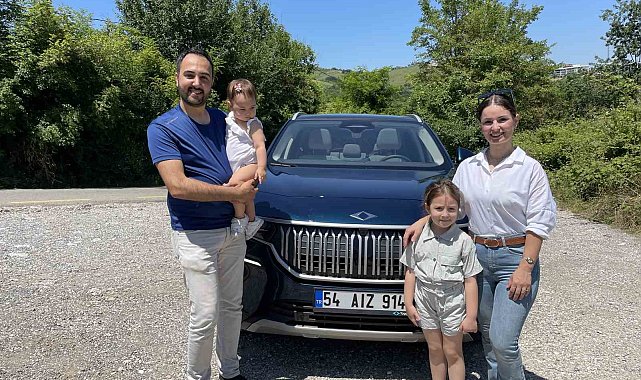 Uzun süredir beklediği Togg'a kavuştu, çifte bayram yaşadı