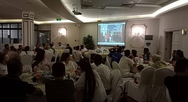 Yıldızlar Türkiye Tekvando Şampiyonası Bursa'da Heyecanla Sürüyor