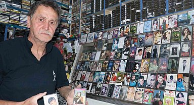 Yılların eskitemediği kasetçi