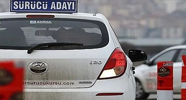 Yüzde 50'lik harç zammıyla birlikte fiyatlar arttı! İşte yeni pasaport bedelleri