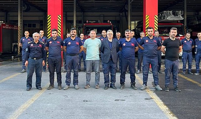 Antalya'yı söndüren Kayseri itfaiyesi kente döndü