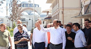 Başkan Altay Türbeönü esnafıyla buluştu