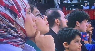 Berat Albayrak tribünde görüntülendi