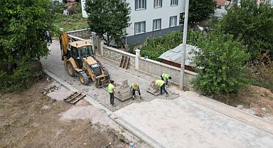Bursa İnegöl'de Akhisar'ın 65 sokağında yol çalışması