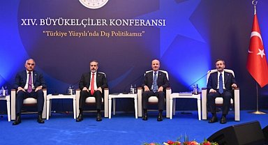 Büyükelçiler Konferansı'nda 'Türkiye Yüzyılı'nda İletişim, Kültür ve Bilim' konuşuldu