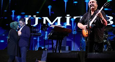 Efsanelerden Aliağa'da nostalji gecesi