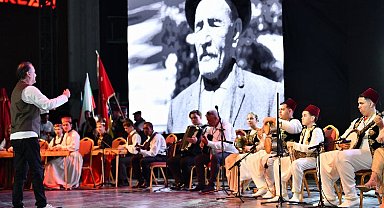 Esenyurt'ta uluslararası ikinci buluşma... Dünya müzisyenlerinden Âşık Veysel sürprizi