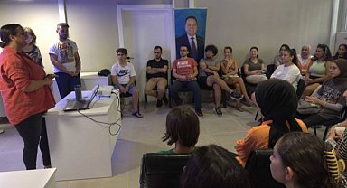 Gençlere "yurt dışı değişim" tavsiyesi!