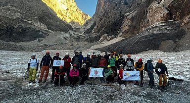 İnegöllü sporculardan kar ve buz tırmanışı