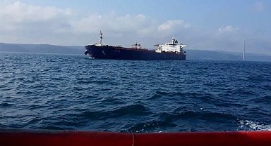 İstanbul'da gemi trafiği yeniden faal!