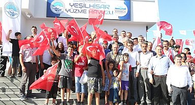 Kayseri Yeşilhisar'a yeni yüzme havuzu