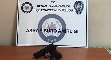 Keşan'da kıraathaneyi kurşunladılaR!